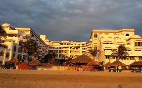 Maz4You Beachfront Condo